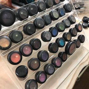 40 Mac eyeshadows